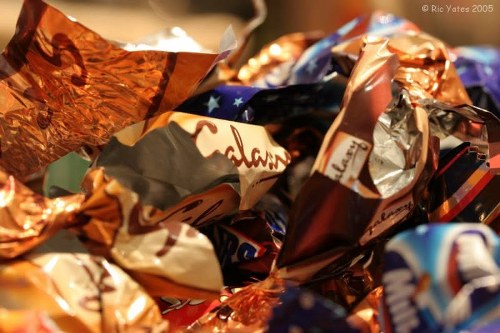 Graphic depicting compatible assistive technologies such as screen readers and mobile accessibility